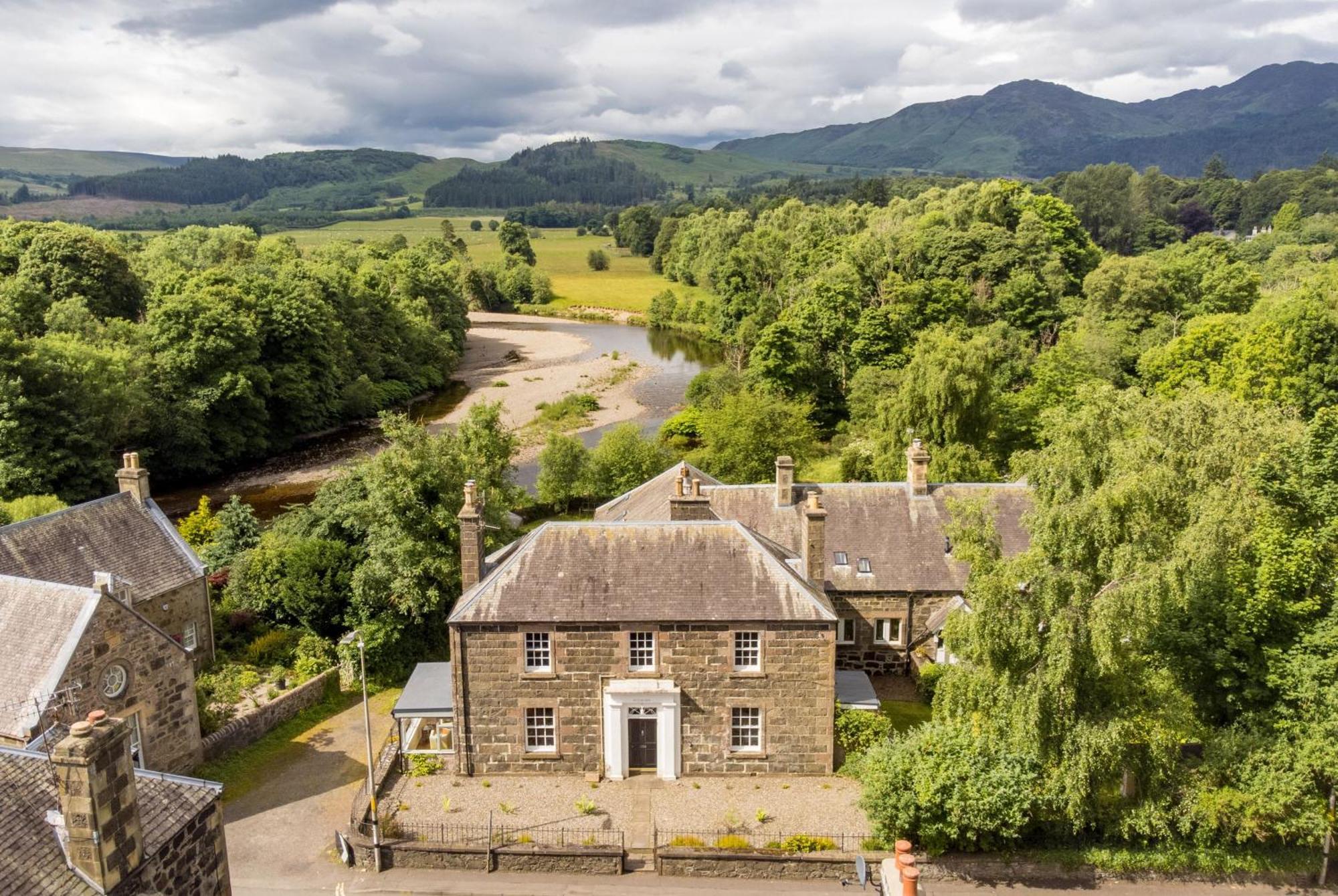 Comrie Old Schoolhouse Villa Exteriör bild